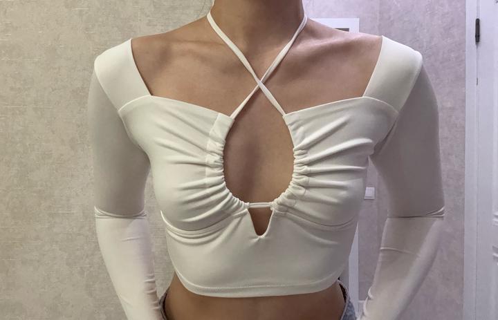 Топ на завязках для девушек с формами