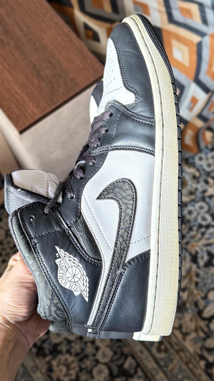 Кроссовки Nike Air Jordan черно белые