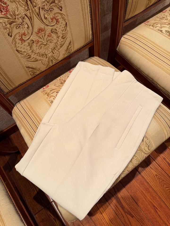 Абсолютно новые брюки Zara