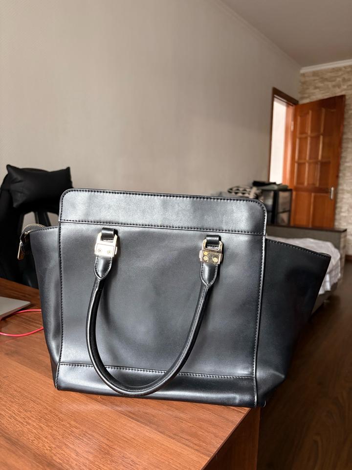 Сумка CHARLES & KEITH