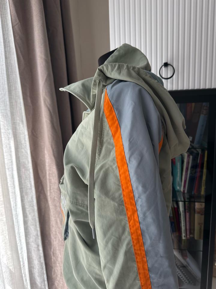 Анорак (ветровка) Reebok