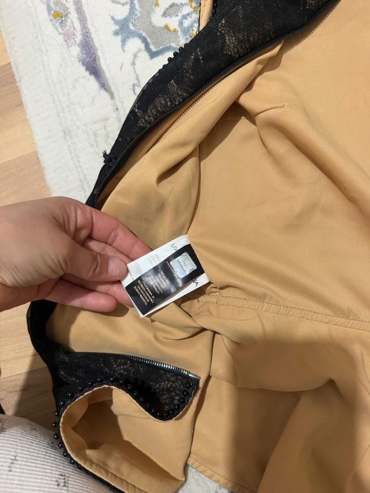 Очень крутая кофта с баской