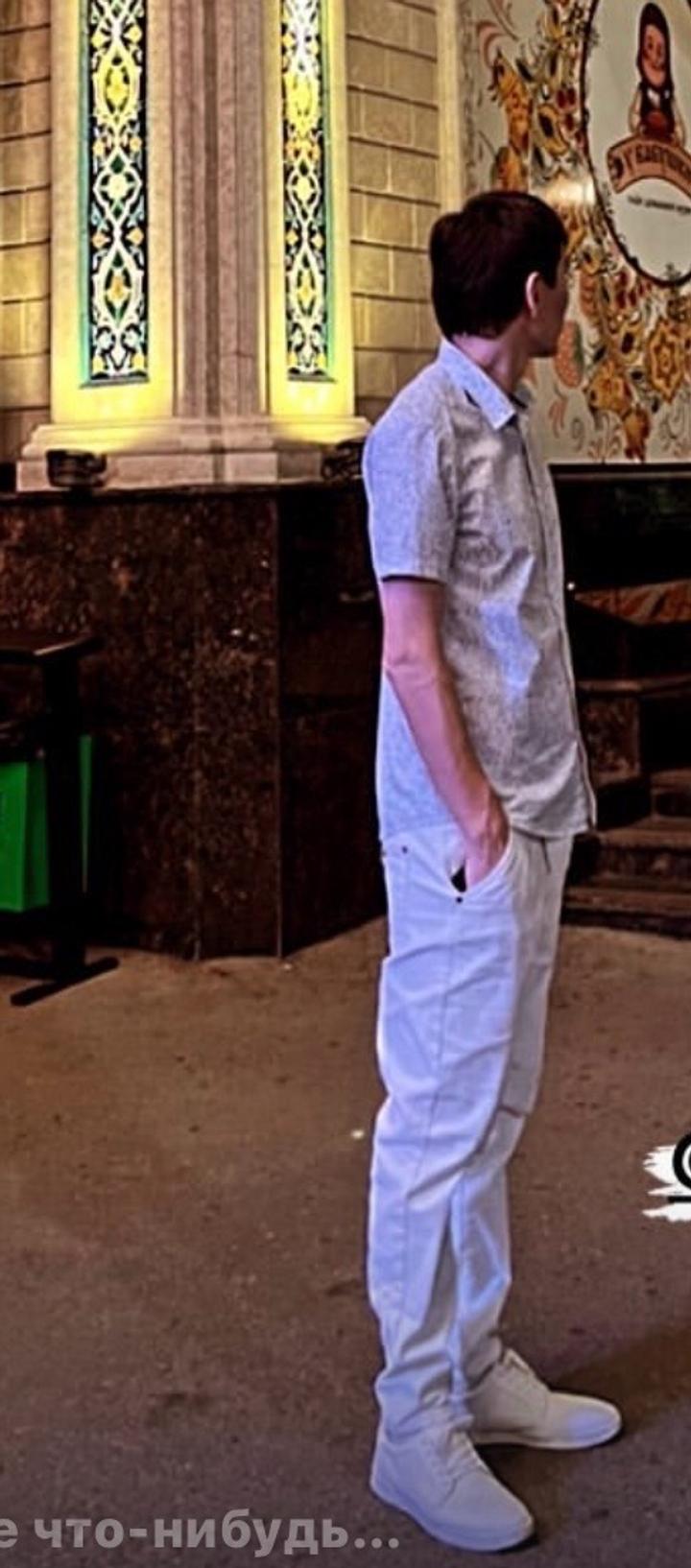 Мужская рубашка бренда Colin's