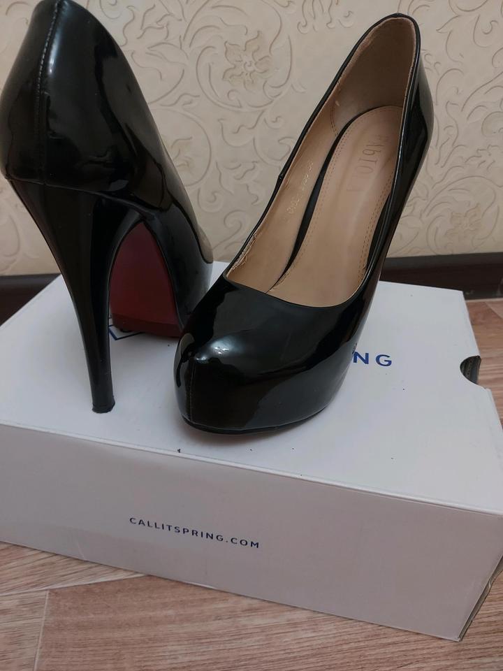 Лакированный туфли