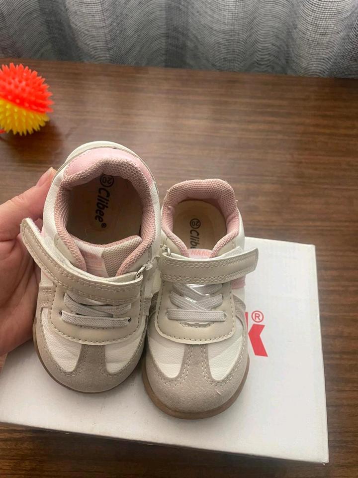 Кросовки на девочку