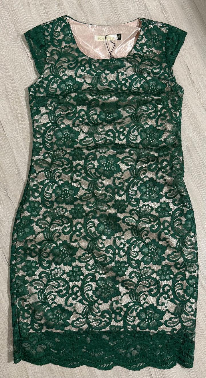 Короткое платье