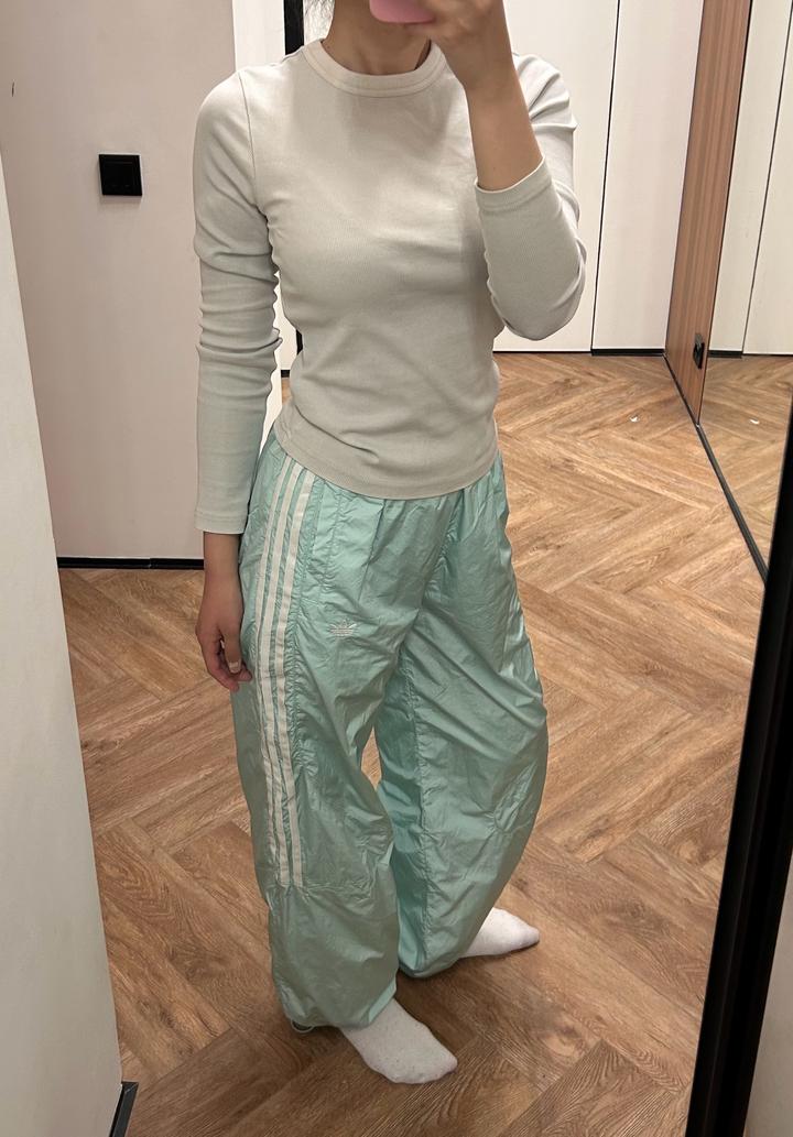 спортивные штаны adidas