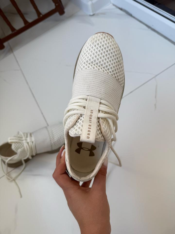 Кроссовки для тренировок от Under Armour