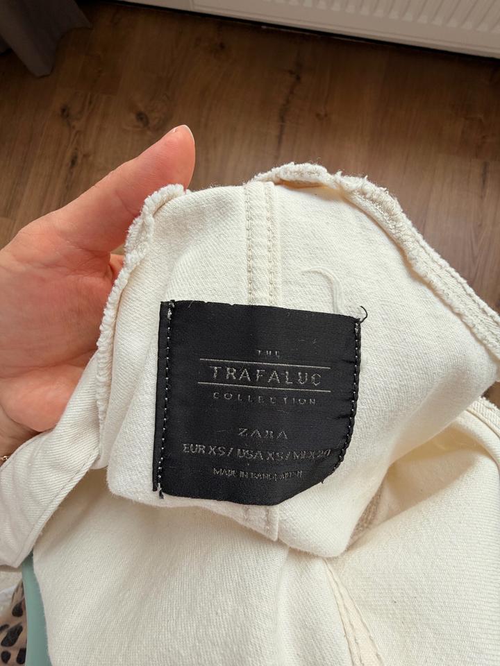 Джинсовый сарафан Zara