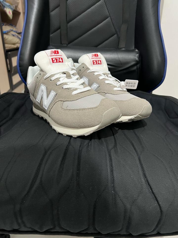 New Balance 574 42 EU