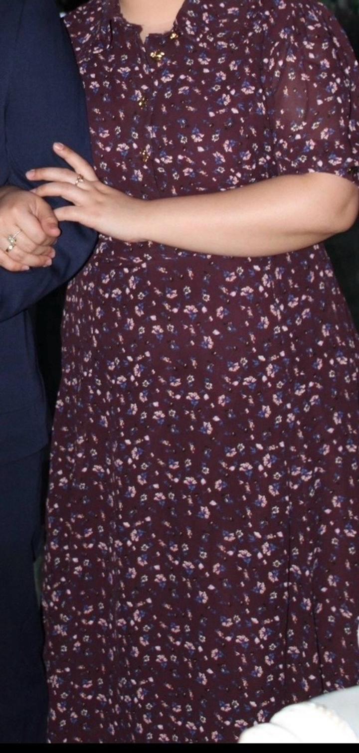 Бордовое платье