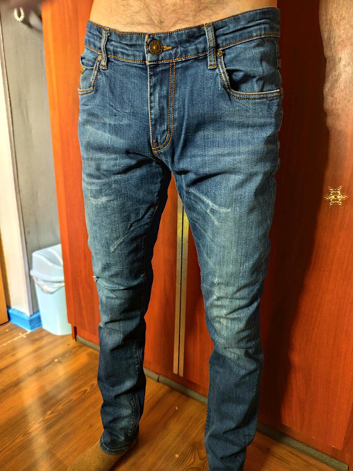 Джинсы.Армани.