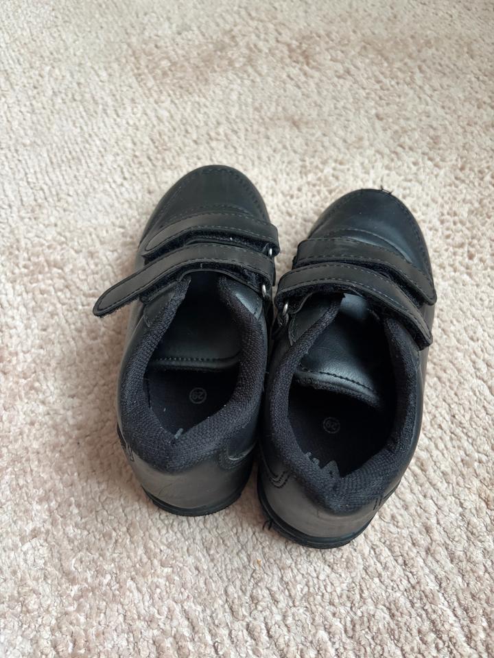 Детские ботинки