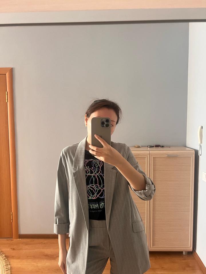 Костюм Stradivarius