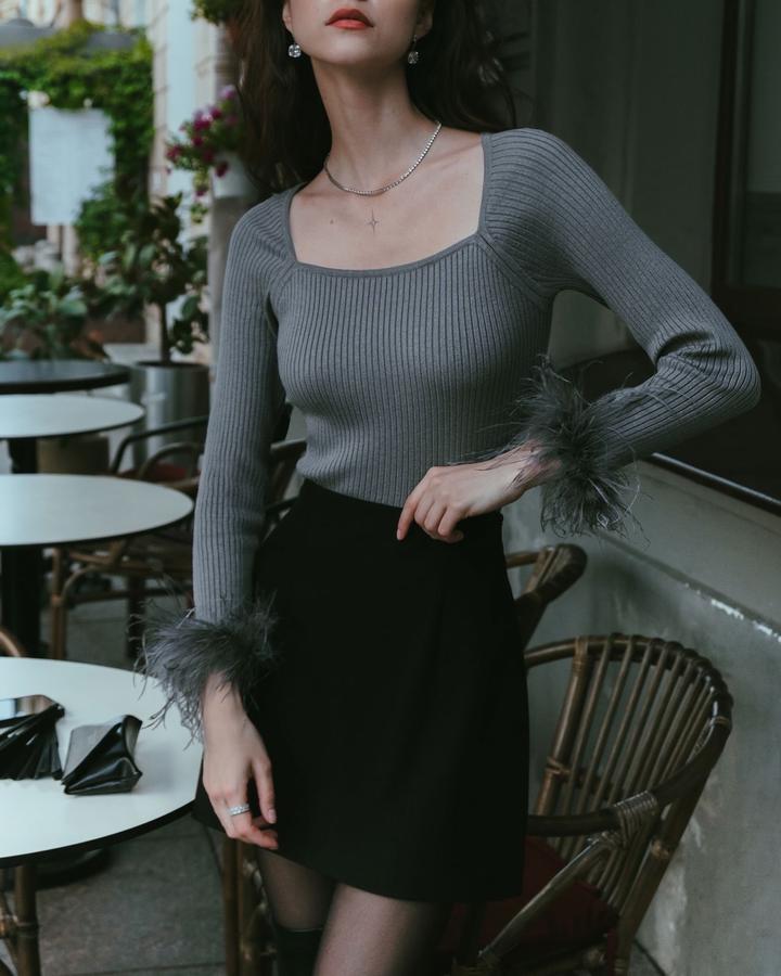 Джемпер с перьями✨Lichi