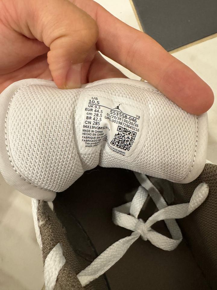 кроссовки Air jordan 1