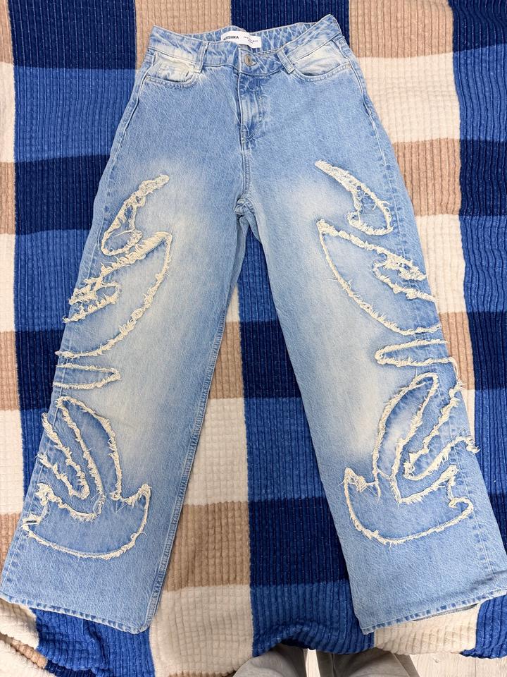 Джинсы Bershka