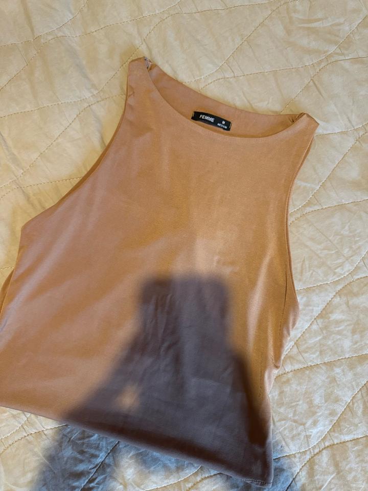 Боди бежевый