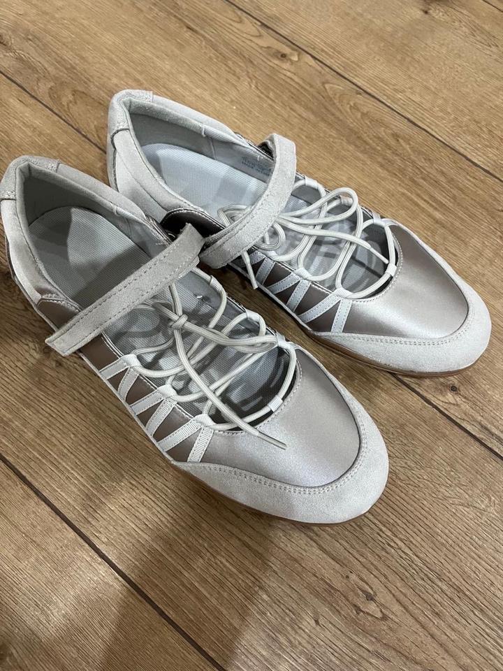 Балетки Uniqlo