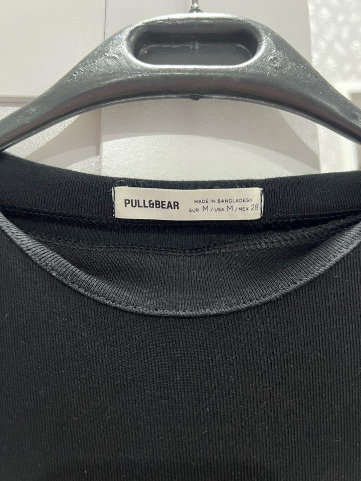 Черное платье PULL&BEAR