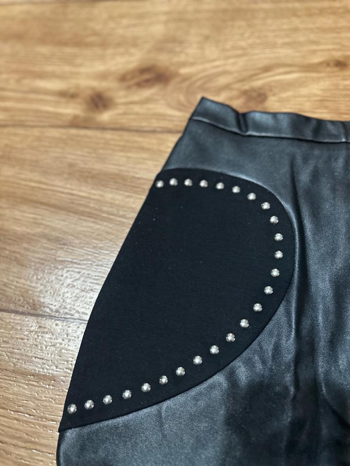 Юбка из эко-кожи