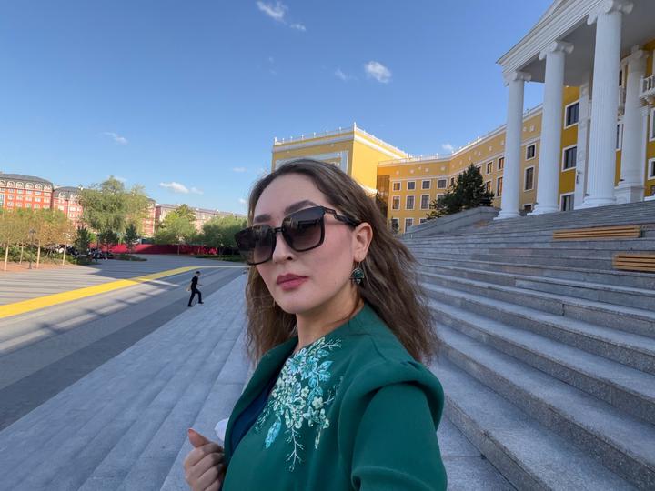 Очки от Fendi