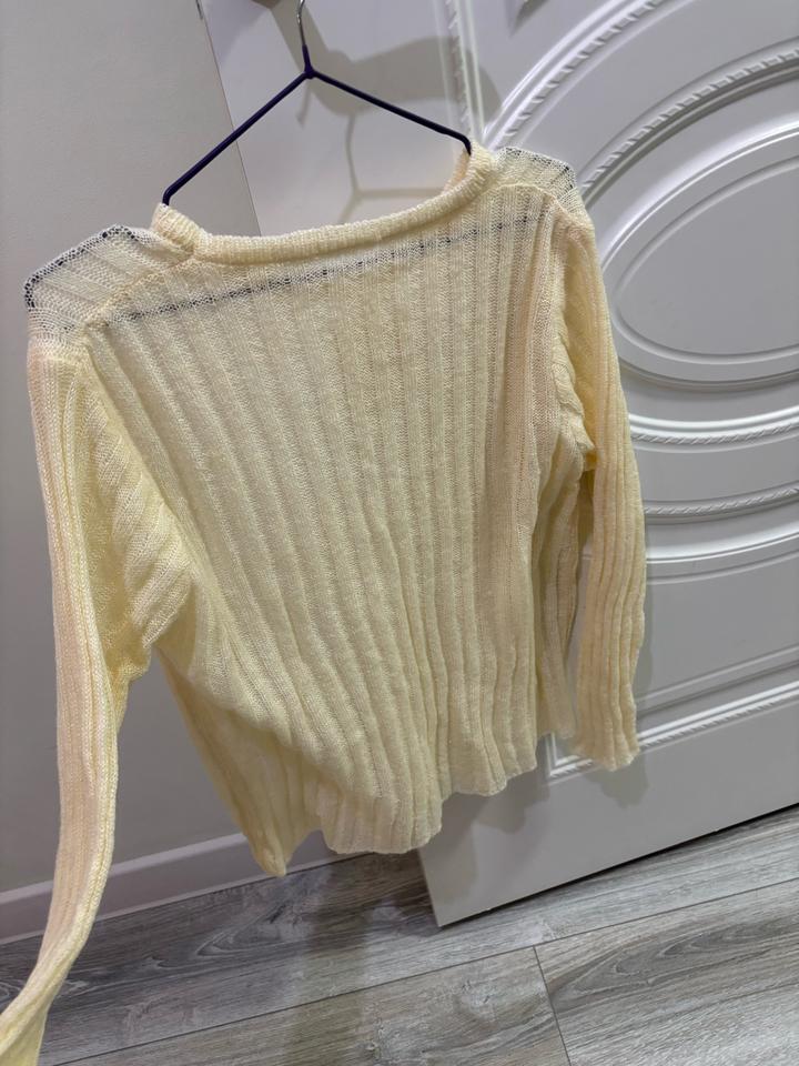 Лонгслив кремового цвета с блестками