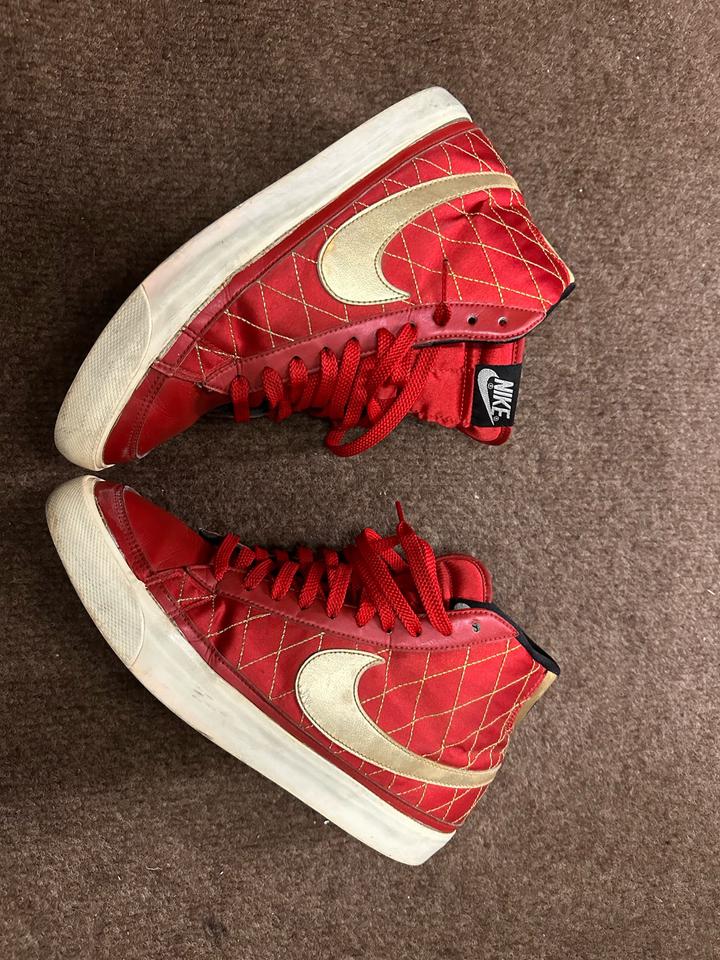 Nike Blazer Mid ’09 ND Red/Metallic Gold