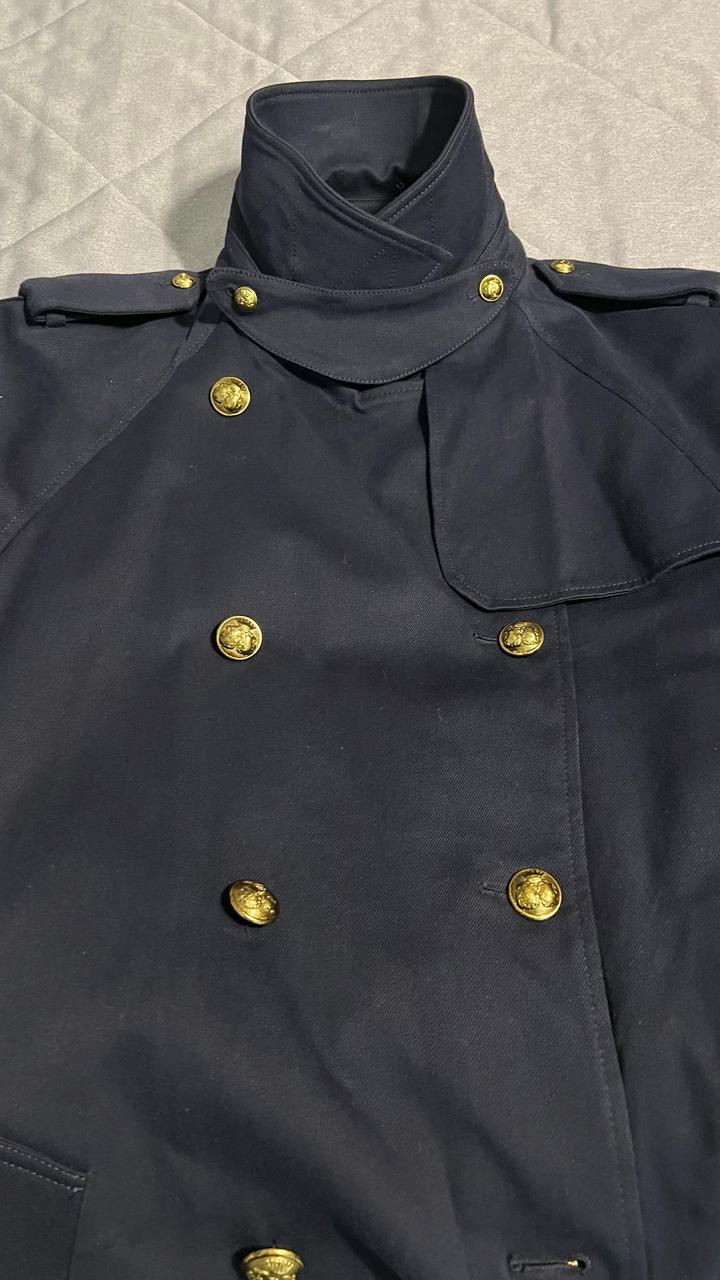 Продается тренч