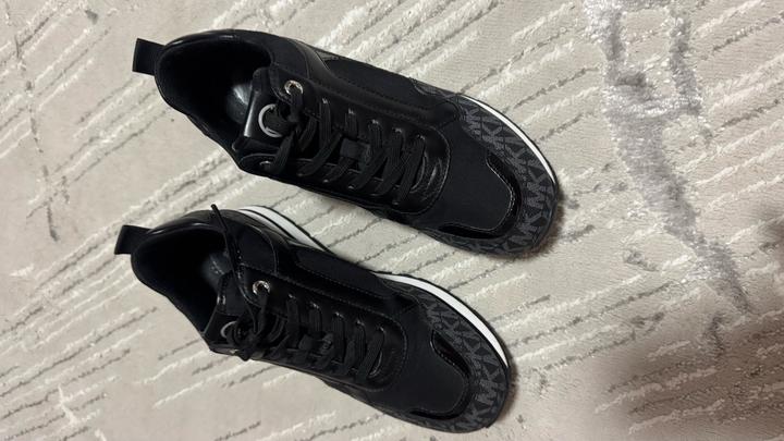 Кроссовки Michael Kors