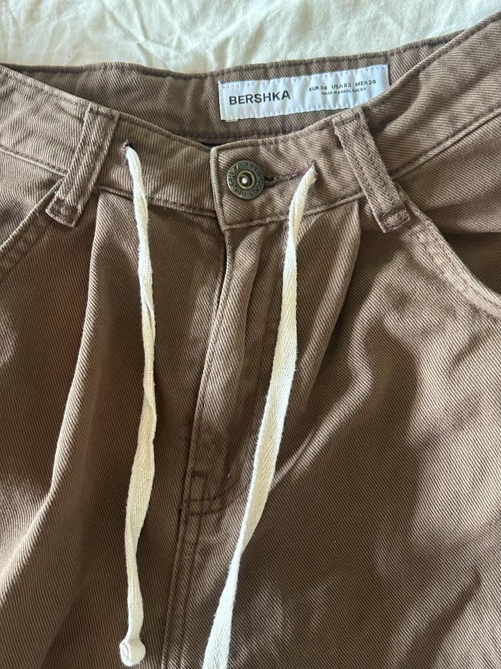 Джинсы Bershka