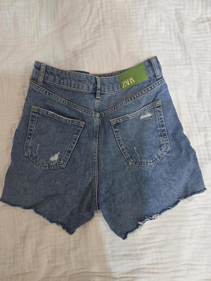 Шорты Zara