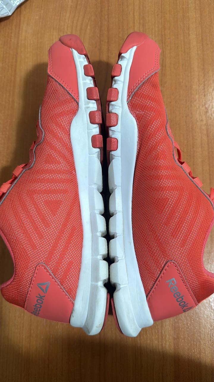 Продам кроссовки Reebok оригинал