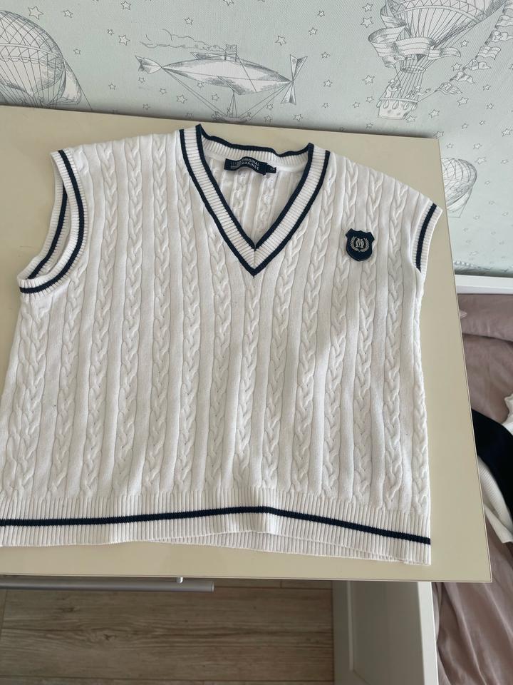 белая желетка