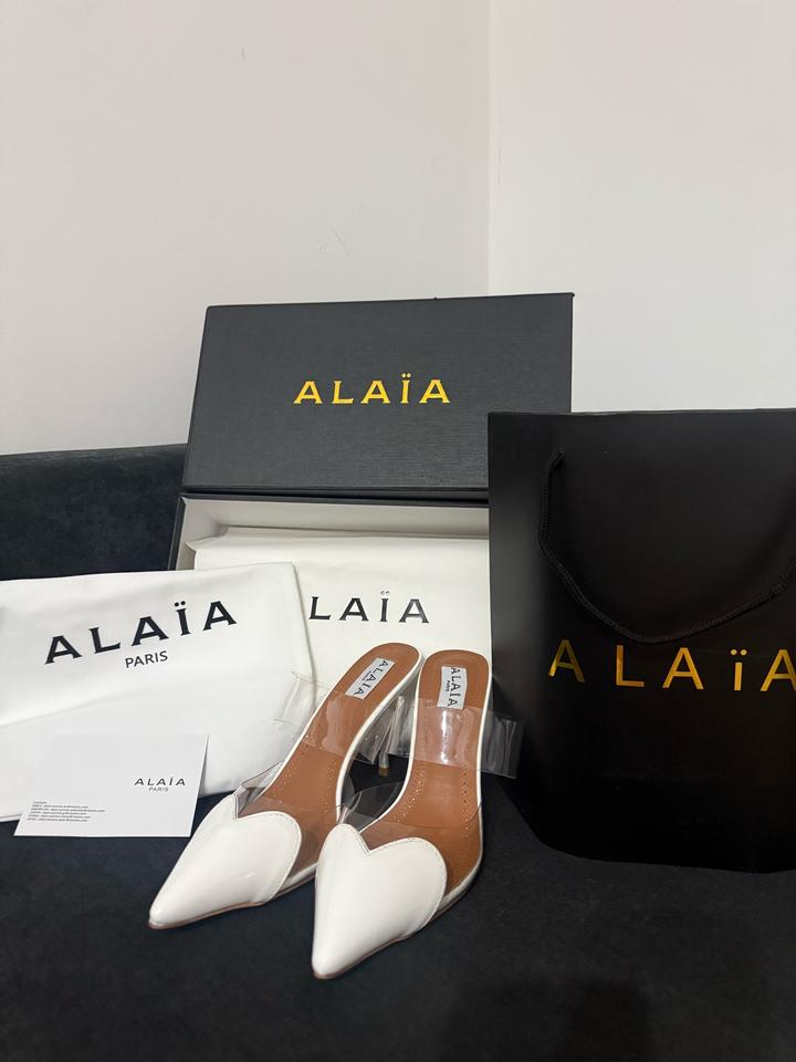 Туфли Alaia разные виды