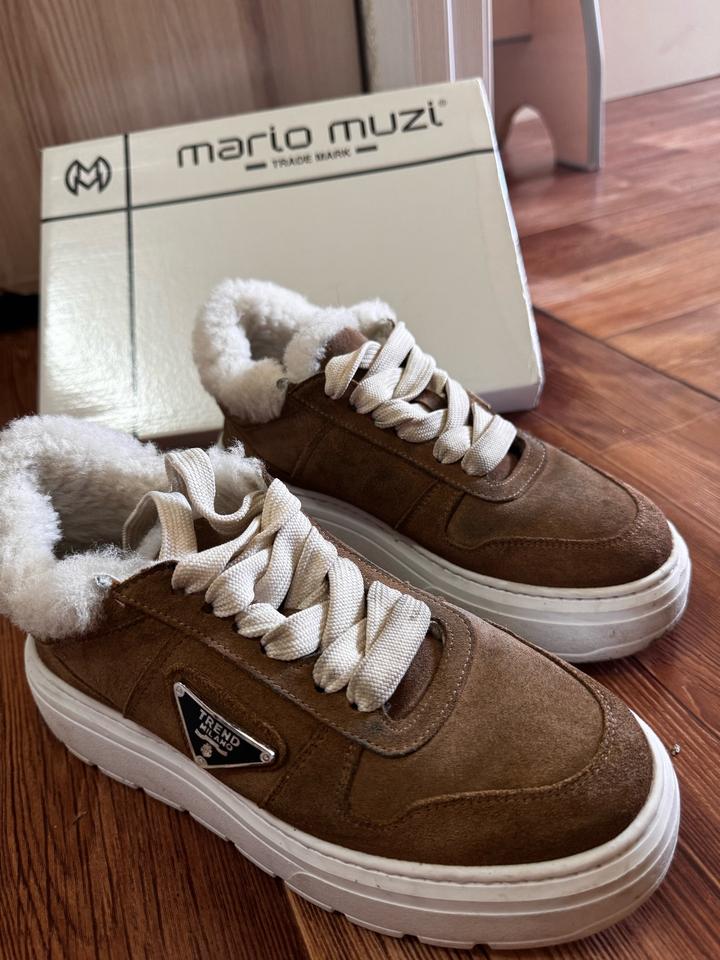 Кроссовки зимние