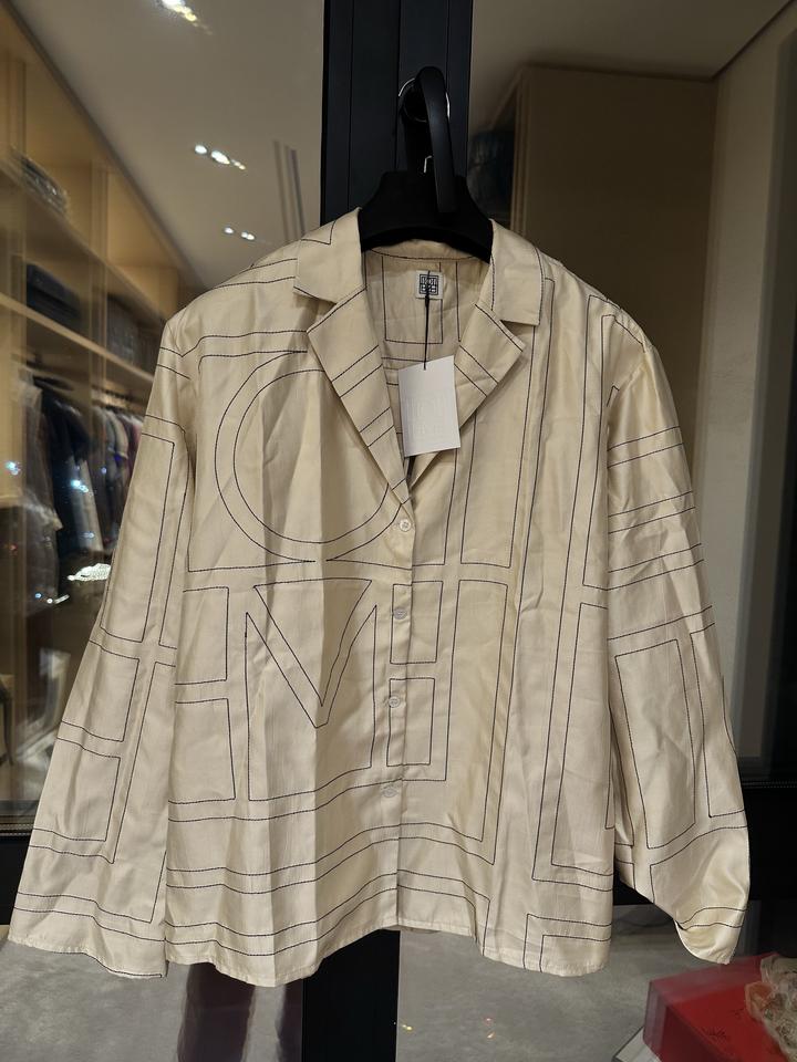 Toteme костюм бежевый