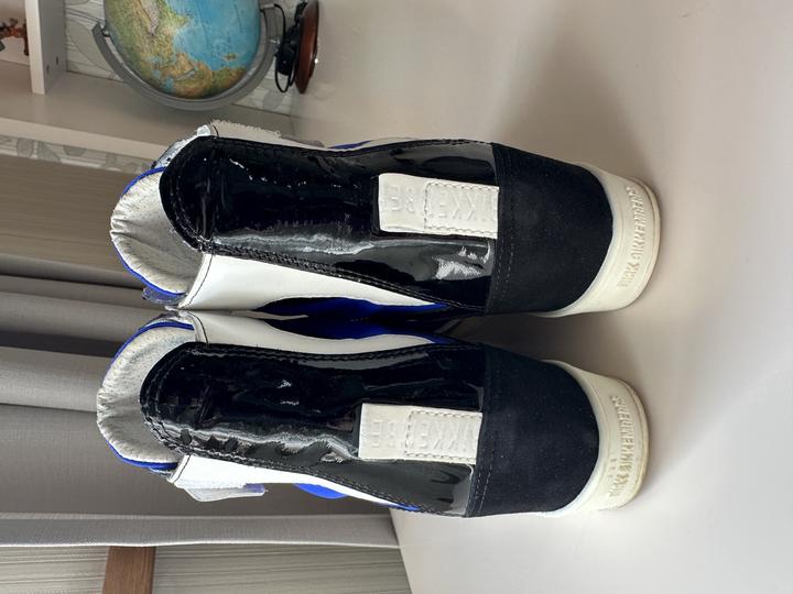 Сникерсы от Dirk Bikkembergs