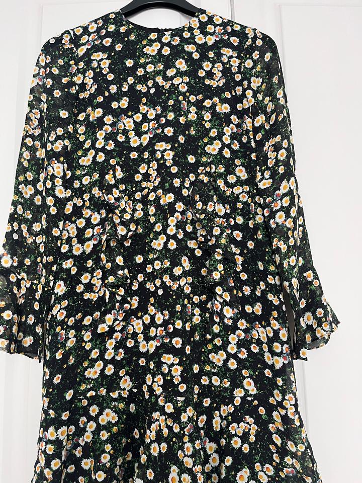 Платье Moschino