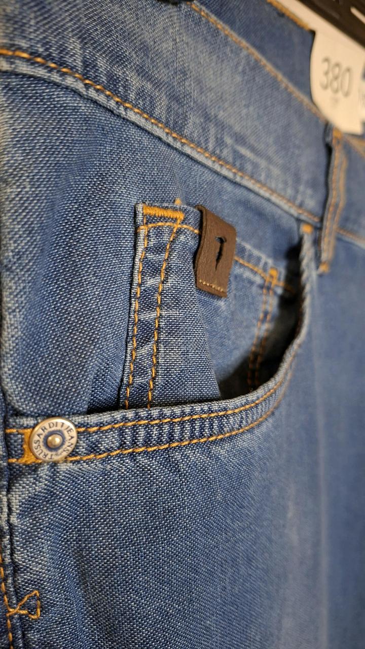 Оригинальные джинсы Trussardi (ICON 380)