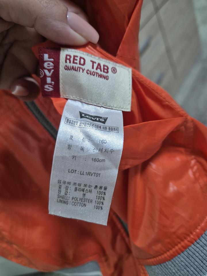 Безрукавка Levi's