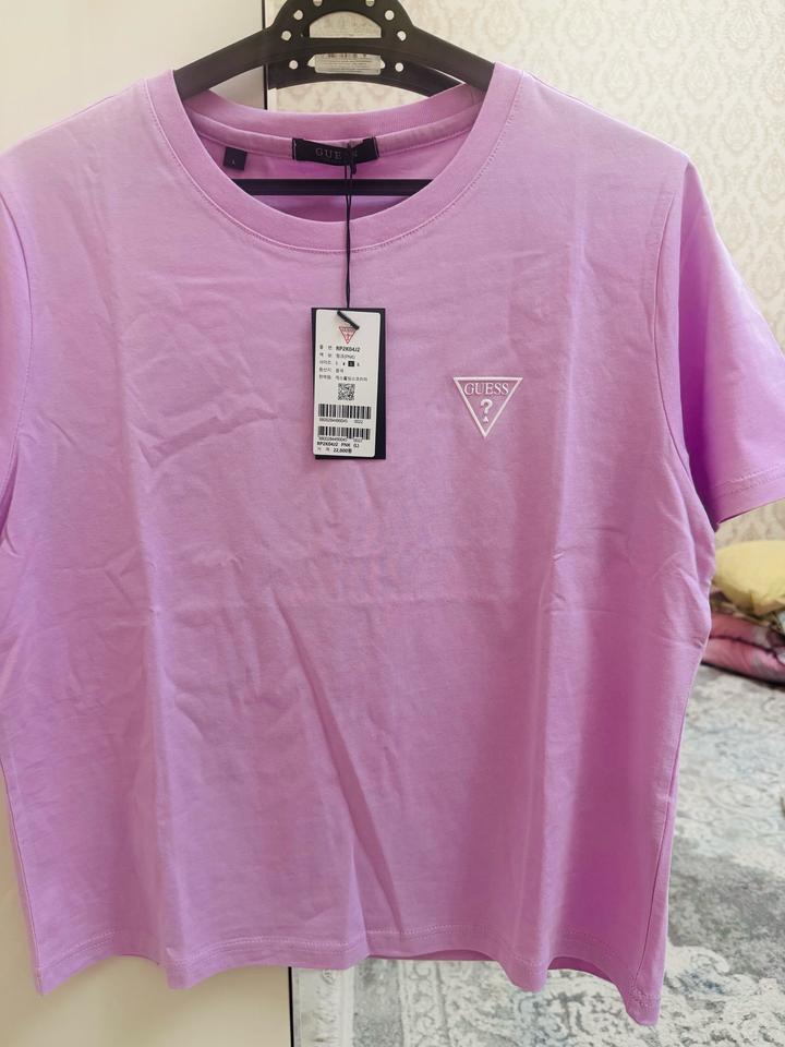 Футболка Guess