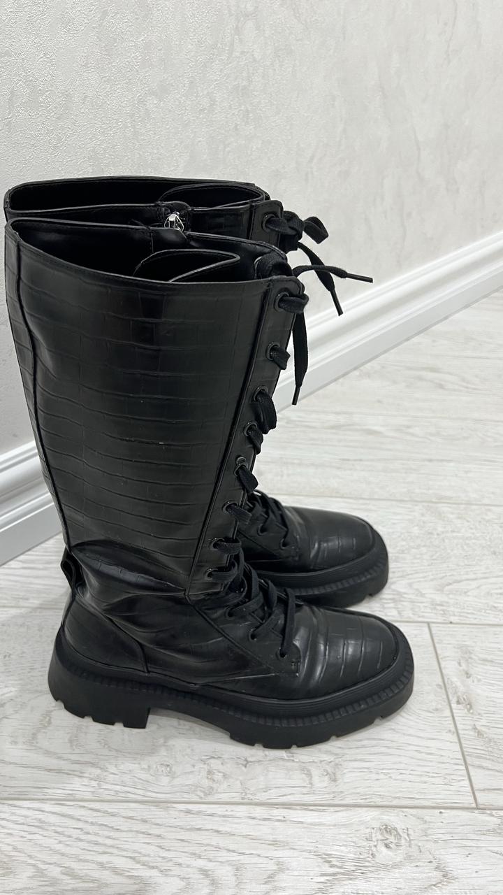 Продаются сапоги