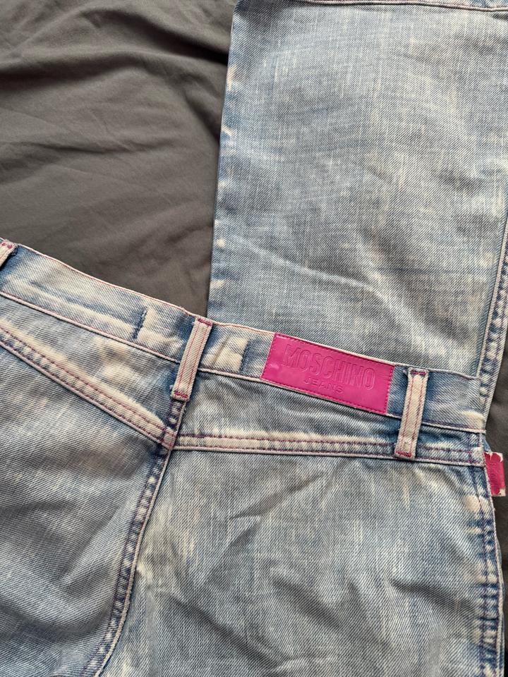 Джинсы MOSCHINO оригинал