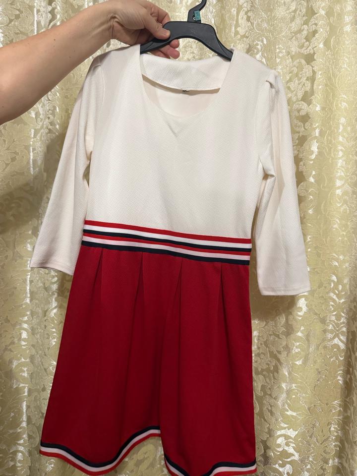 Подростковое платье