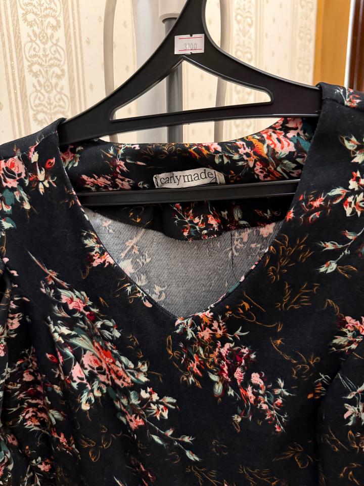 Платье с цветами