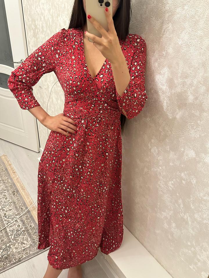 Платье Zara