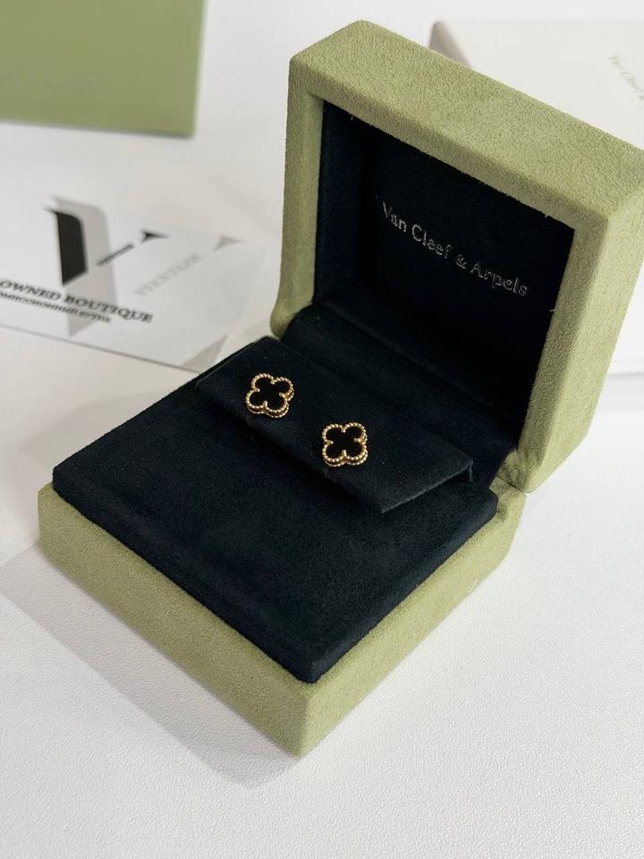 Пусеты Van Cleef & Arpels Sweet Alhambra