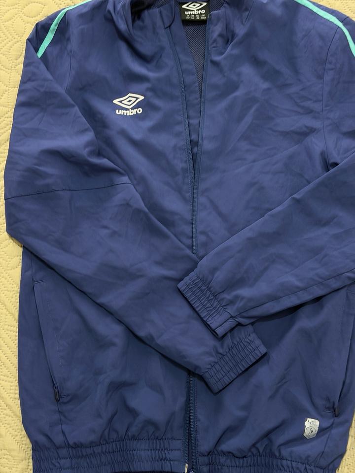 Ветровка легкая Umbro