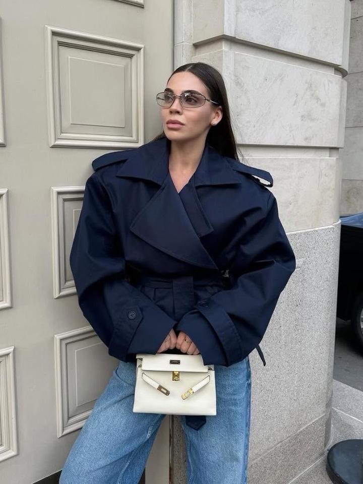 Синий тренч